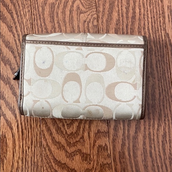 Coach Wallet - Picture 2 of 4